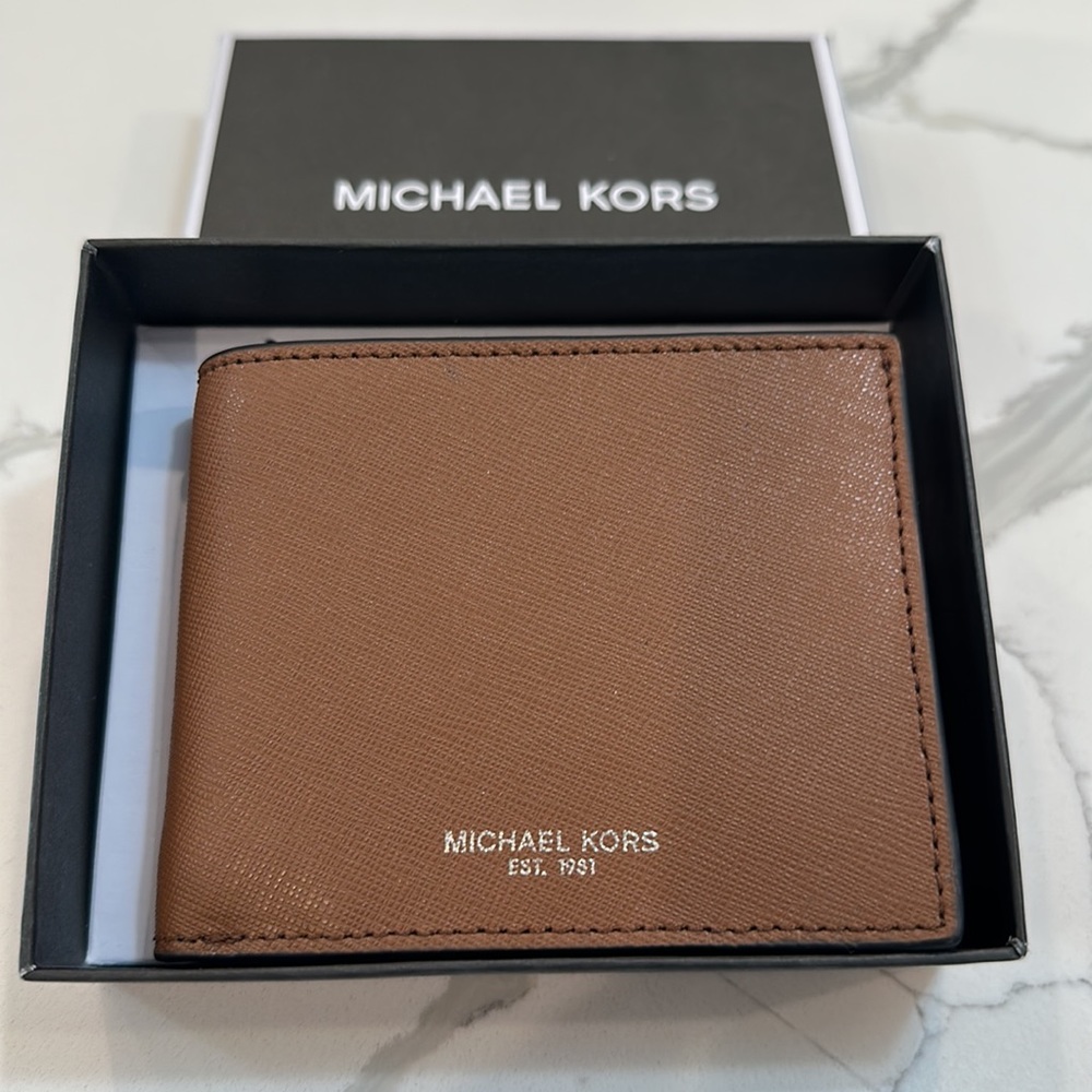 Men’s Michael Kors wallet